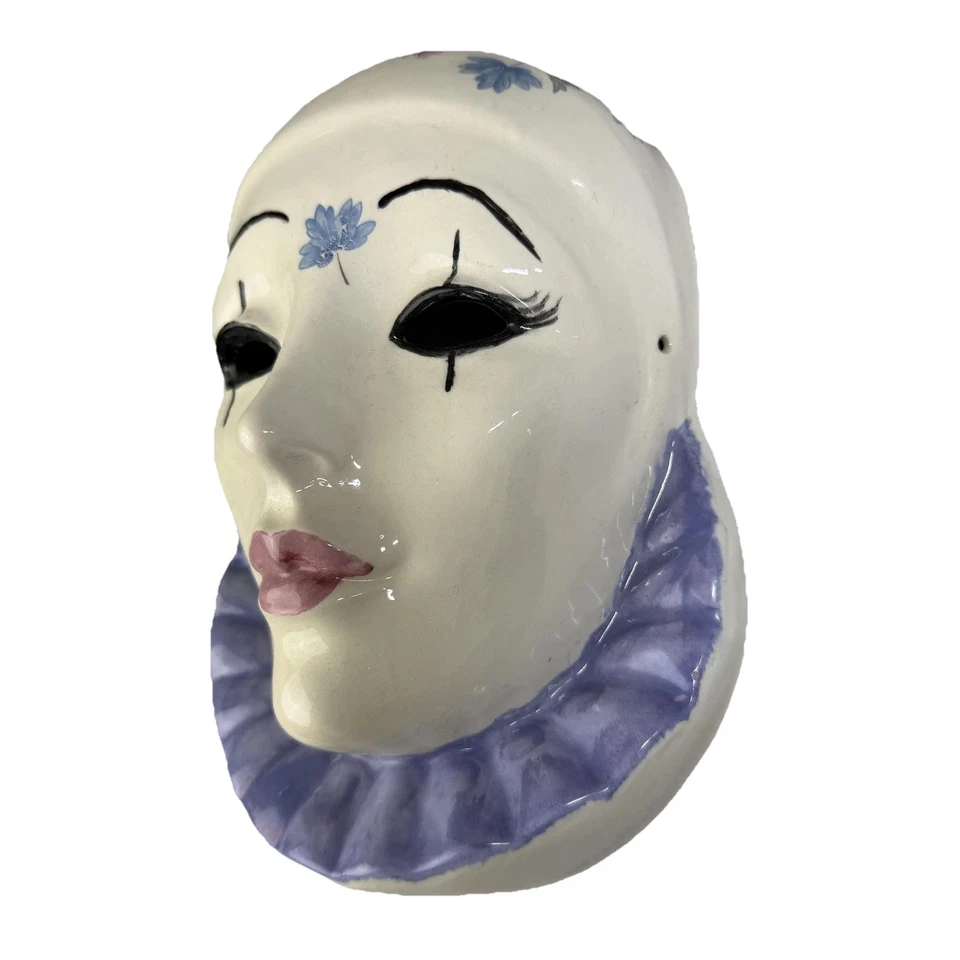 Máscara de Pared Payaso Pierrot Cerámica Hecha a Mano Lavanda Volantes Floral Firmado Punto Hall Foto 3 de 4