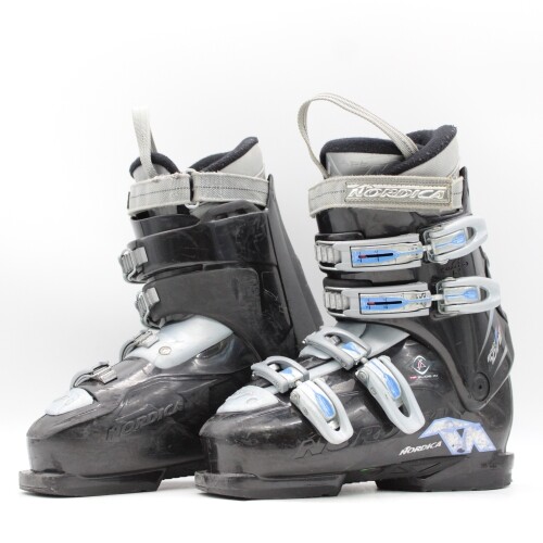 ◆ スキー ブーツ NORDICA EASY MOVE XE 22.5 23.5 スキー ブーツ NORDICA EASY MOVE XE 22.5 23.5 NORDICA（ノルディカ