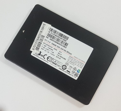 100% 256GB SSD Samsung MZ7LN256HCHP-00000 SATA 2,5" Notebook Festplatte 00XK719