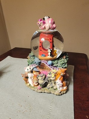 Disney Cats & Dogs Snow Globe Best Friends Pluto, Cheshire Cat, Dalmatians RARE
