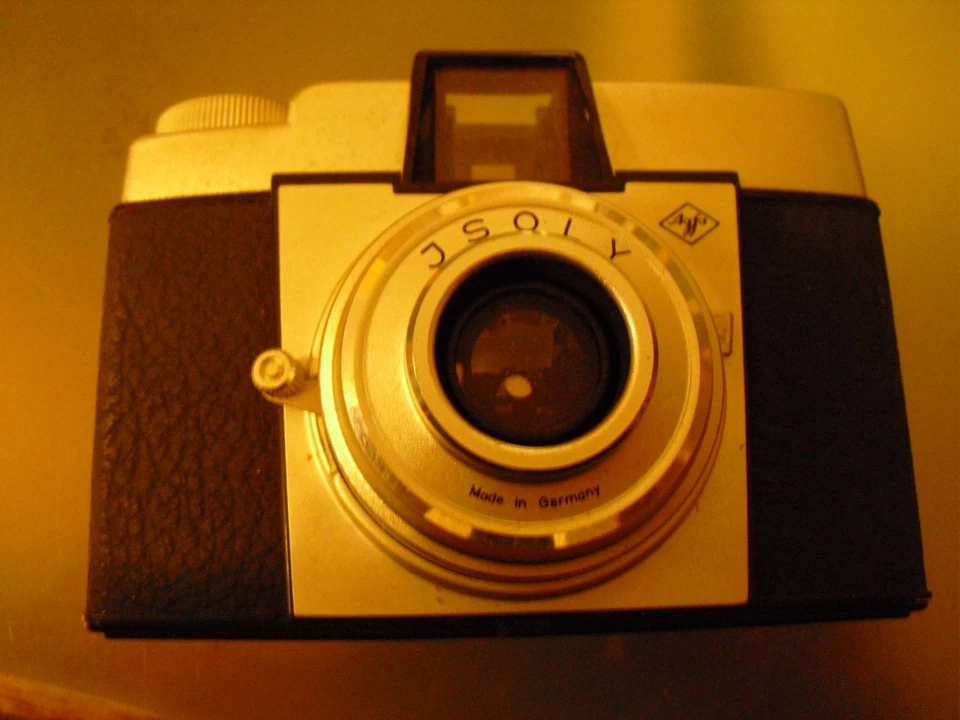 Agfa Isoly mit Lederköcher-Sammlerstück - Bild 3 von 4