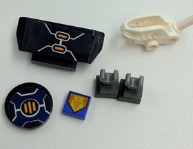 Lego NEXO KNIGHTS Parts Figs Lot Pola Harpy Infectobyter Axl Macy Shield