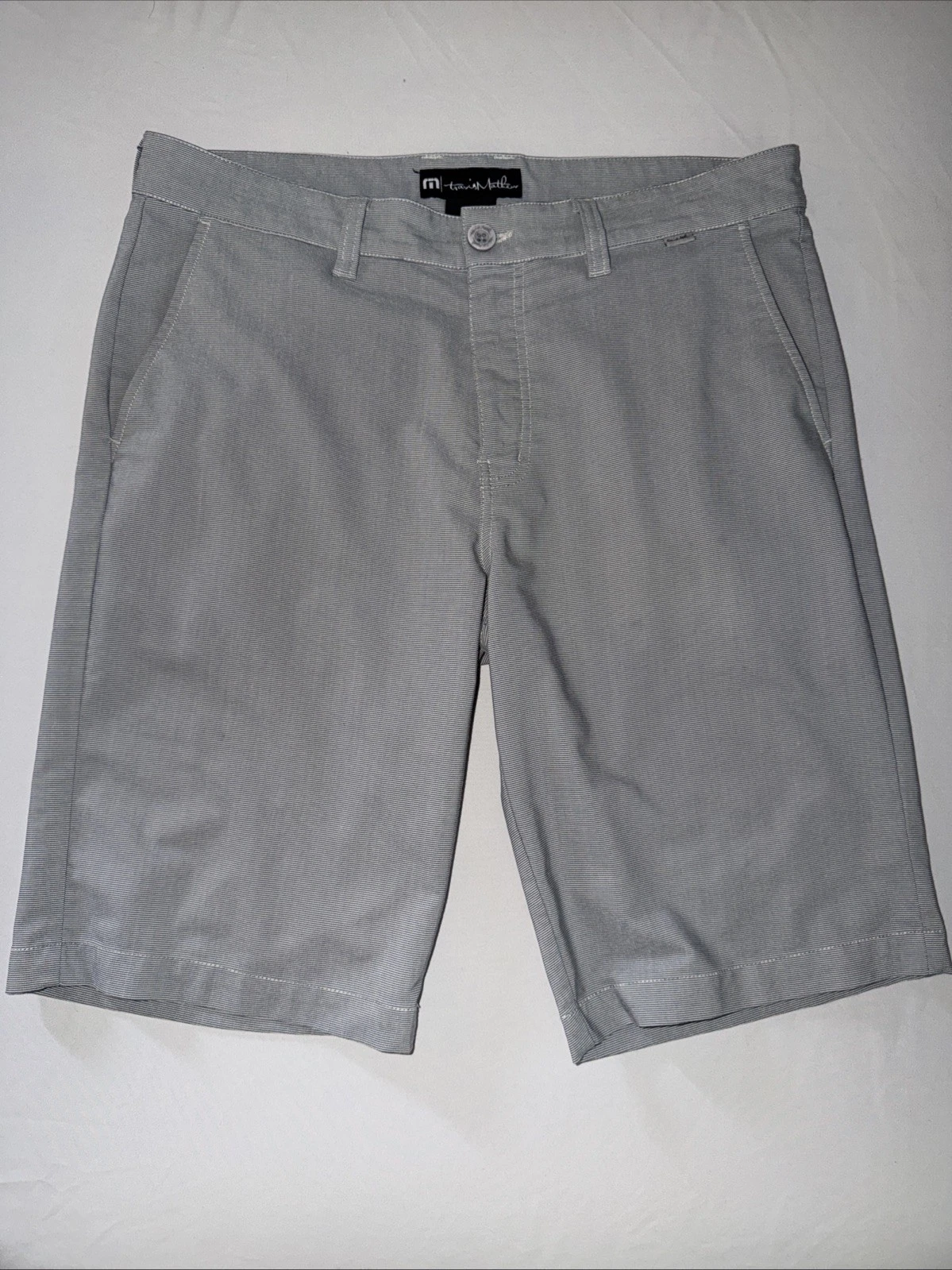 Travis Mathew Chino Golf Shorts Mens 34 Gray Stretch 11” Inseam