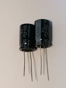 X2 fbe4b6 47UF 160V RADIAL ELECTROLYTIC CAPACITOR RUBYCON YK