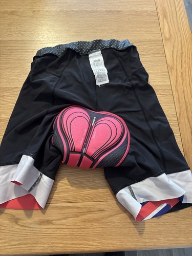 womens padded cycling shorts - Picture 2 of 5