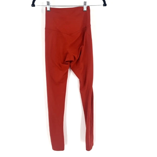 girlfriend-collective azalea compressive high-rise leggings