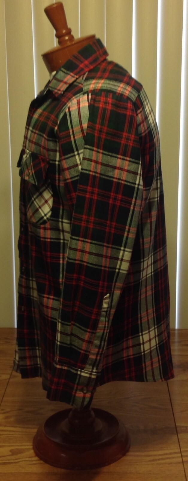 Northwest Territory VTG Flannel Shirt Blue Red Plaid … Gem