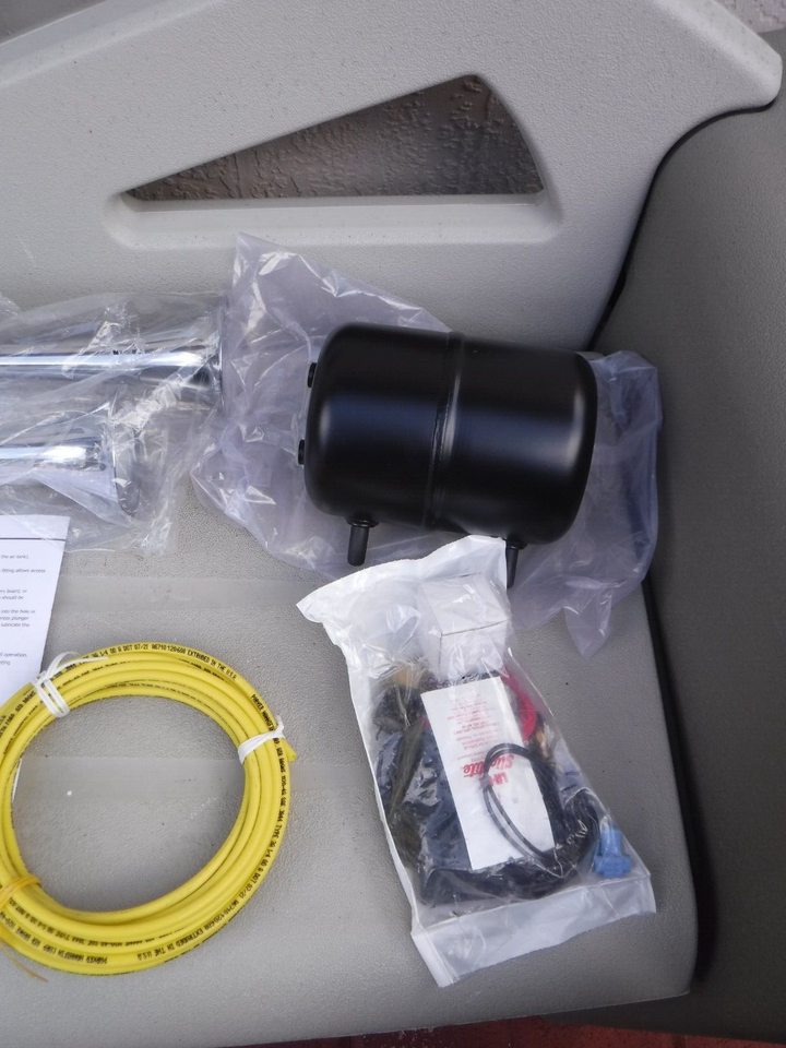 Hadley Horns H00961EA Bully Air Horn Kit eBay