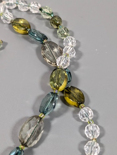 Boho Western Green Acrylic Beaded Layered Double Strand Long neccklace 21 inch - Picture 5 of 11