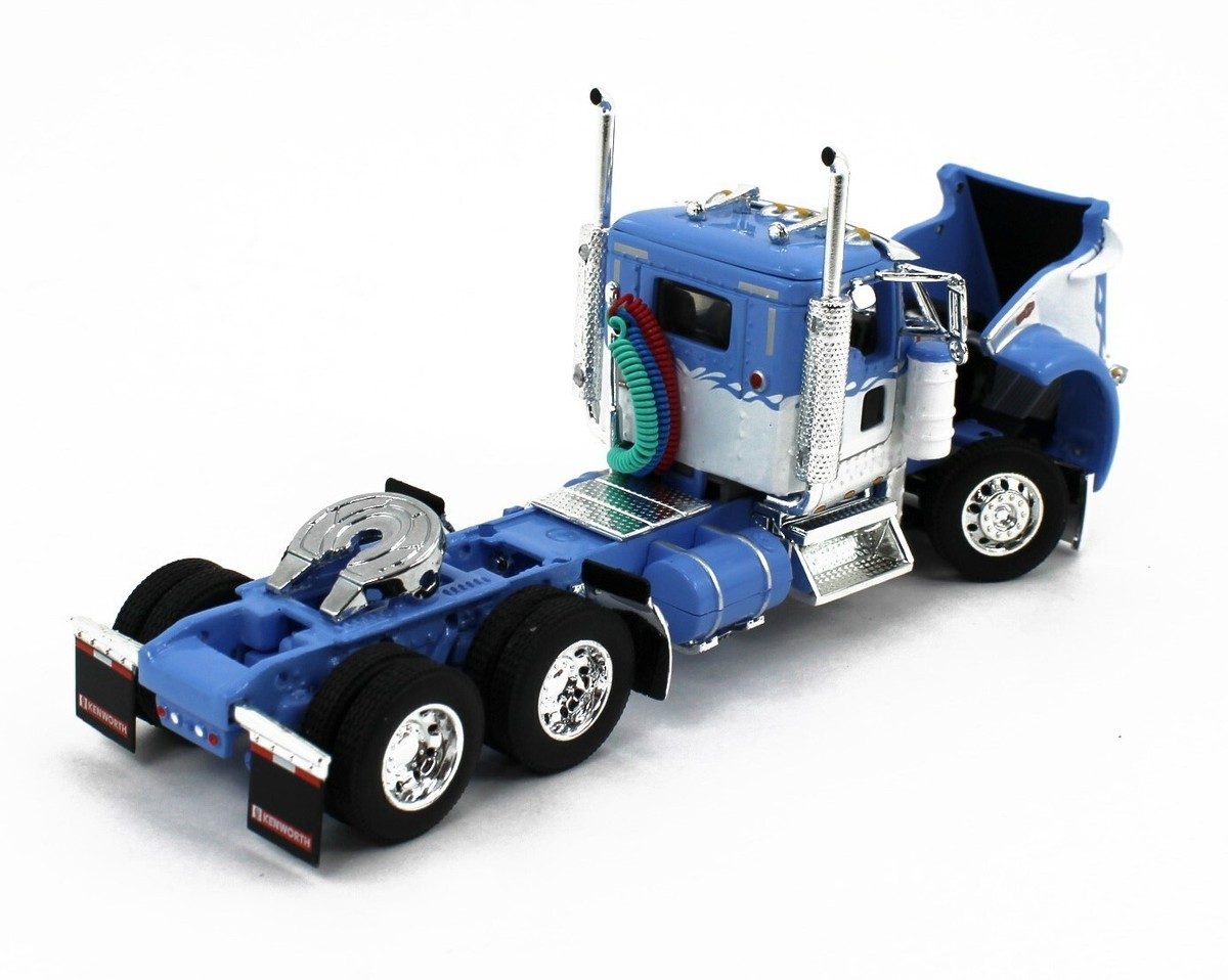 DCP 1:64 BLUE Kenworth W900L & EAST Michigan Series 31' & 20