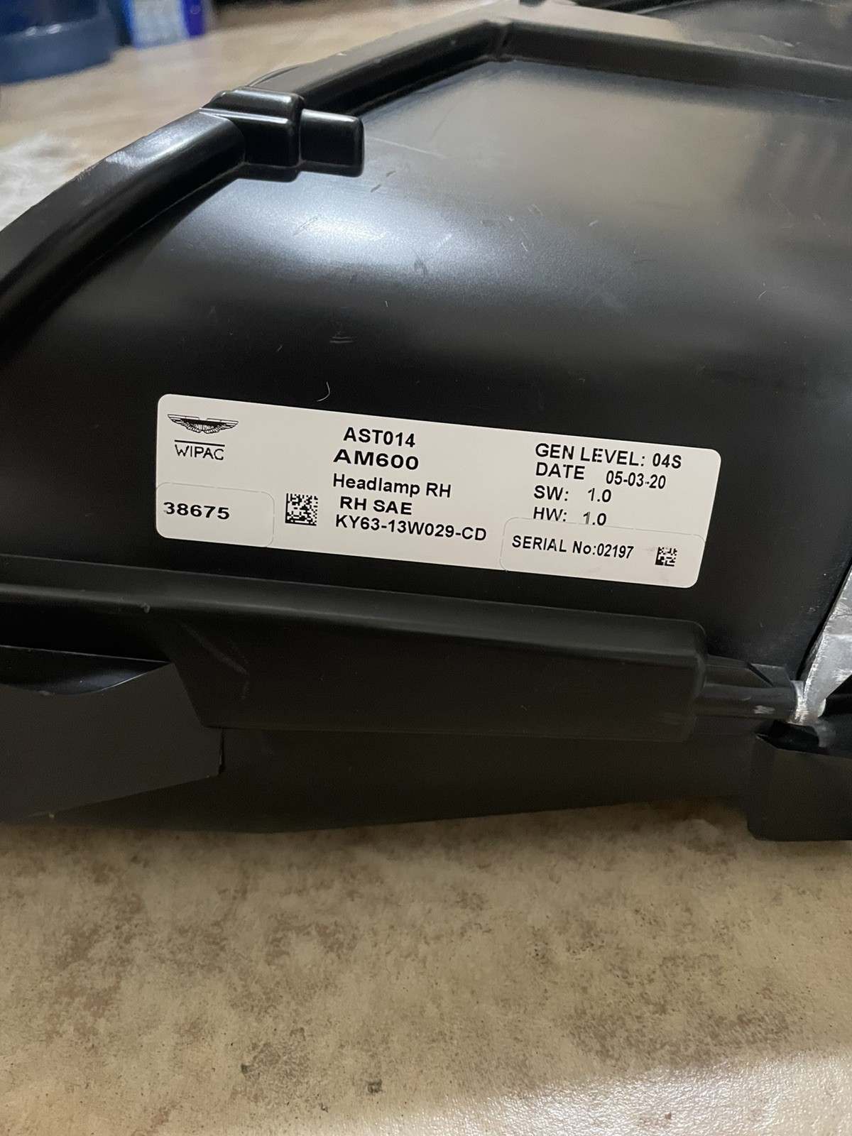 22019 ASTON MARTIN VANTAGE RIGHT SIDE LED HEADLIGHT COMPLETE OEM 