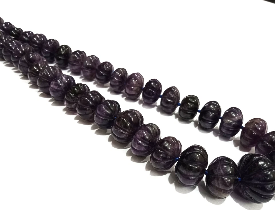 850 Cts. Collar con cuentas de piedras preciosas de amatista natural, cuentas de melón talladas Foto 3 de 4