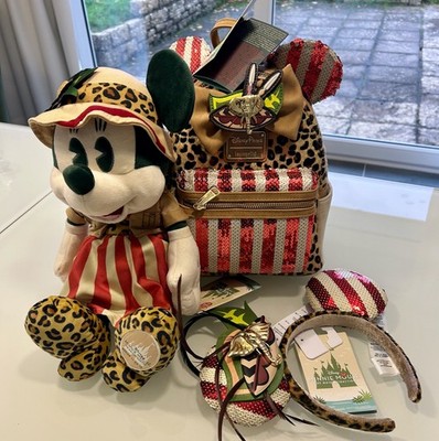 Disney Parks, Loungefly Minnie Mouse Hauptattraktion Rucksack, Ohren und Plüsch