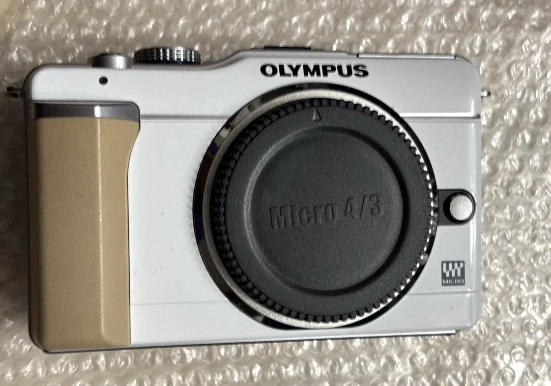 Olympus PEN E-PL1 Digital Cameras with DPOF Support for Sale