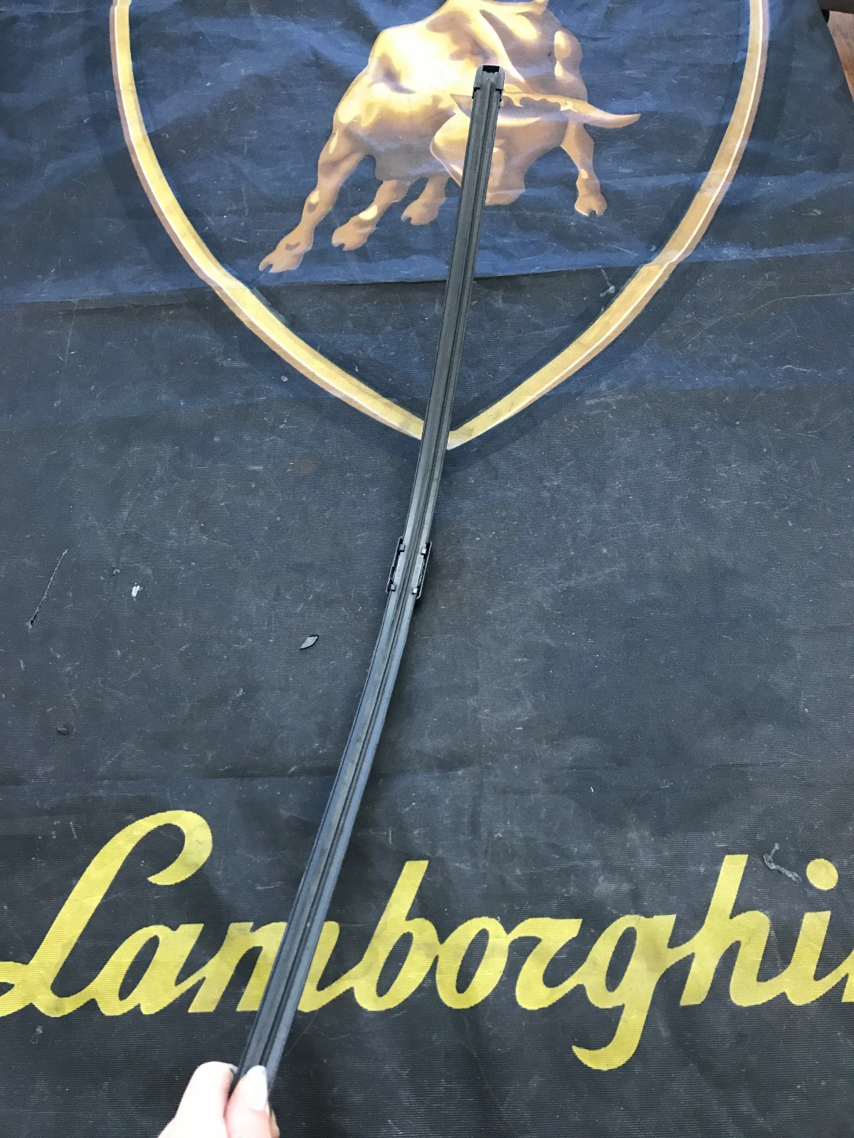 LAMBORGHINI GALLARDO WINDSHIELD WIPER BLADE OEM 401955425