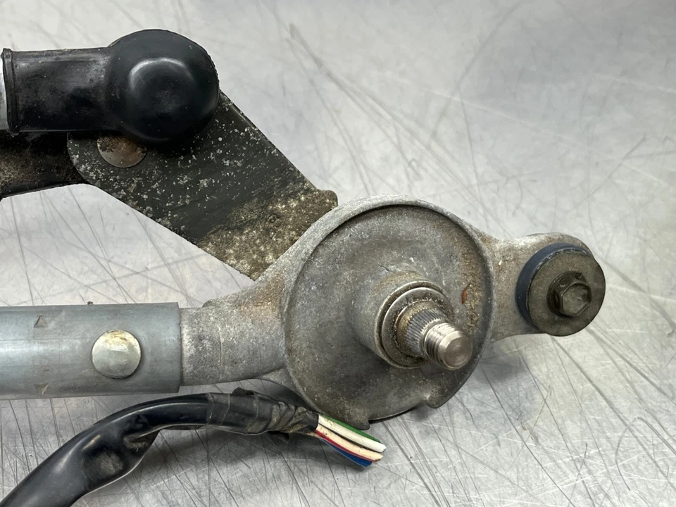 Lexus SC430 2005 limpiaparabrisas motor transmisión acoplamiento 85110-24080 - 104 k Foto 2 de 4