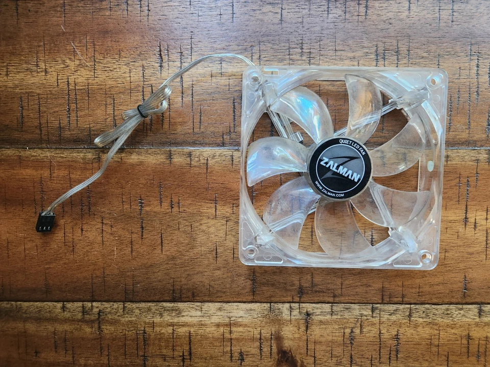 Zalman 120mm Case Fan, Clear with Blue LED, Model # ZA1225CSL - Image 2 of 4