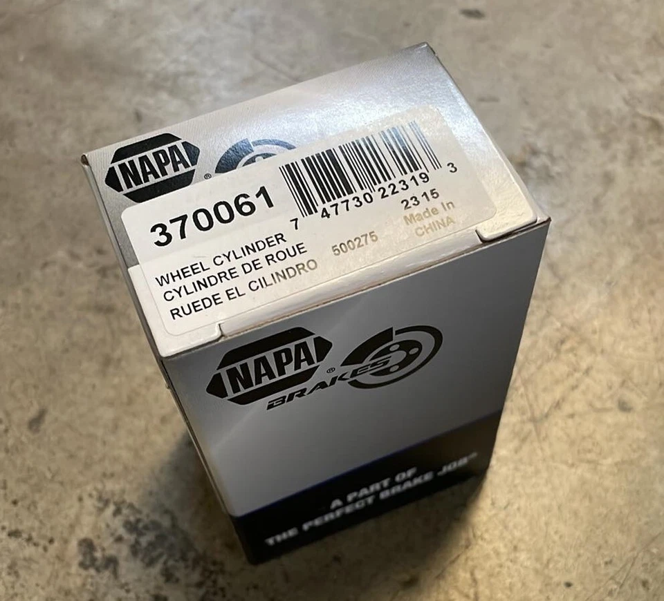 Cilindro de rueda trasero Napa 370061, se adapta a Ford Ranger Mazda B2300/B2500/B3000/B4000 Foto 3 de 3