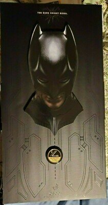 新品 Hot Toys 1/4スケール バットマン ダークナイト QS001 Hot Toys QS001 Dark Knight Rises Batman Quarter Scale Figure