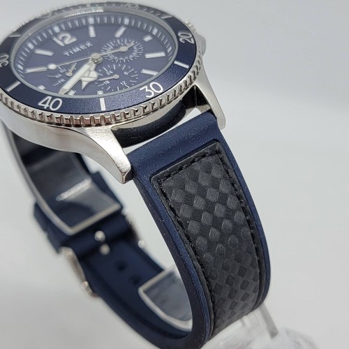 TIMEX TW2U13200 mens quartz watch diver style day date blue dial bracelet strap - Picture 14 of 19