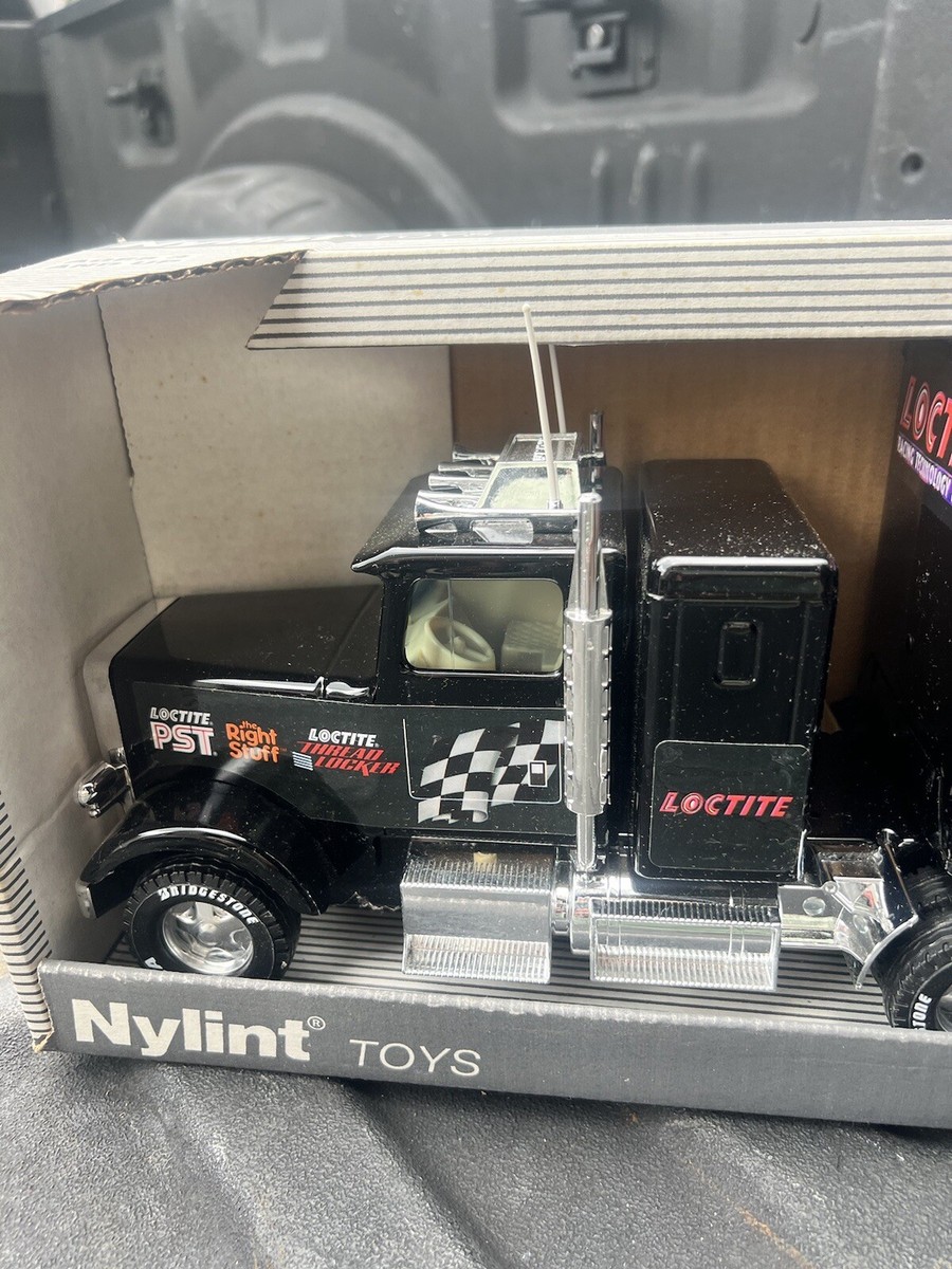 Nylint Silver Knight Express 18-Wheeler Semi Truck NIB Loctite