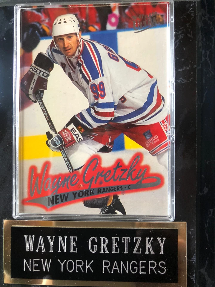 1996 Fleer Ultra Hockey “WAYNE GRETZKY” NY Rangers “RARE!” - Image 3 of 4
