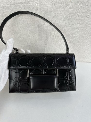 Salvatore Ferragamo Leather Gancini Handbag Black - Picture 2 of 22