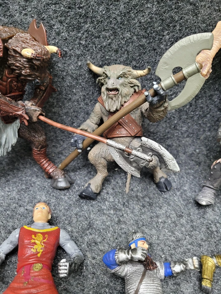 Лот товаров Экшн-фигурки Нарнии Минотавр Циклоп Рыцарь Солдат Фэнтезийное Существо Набор 6 - Изображение 3 из 4
