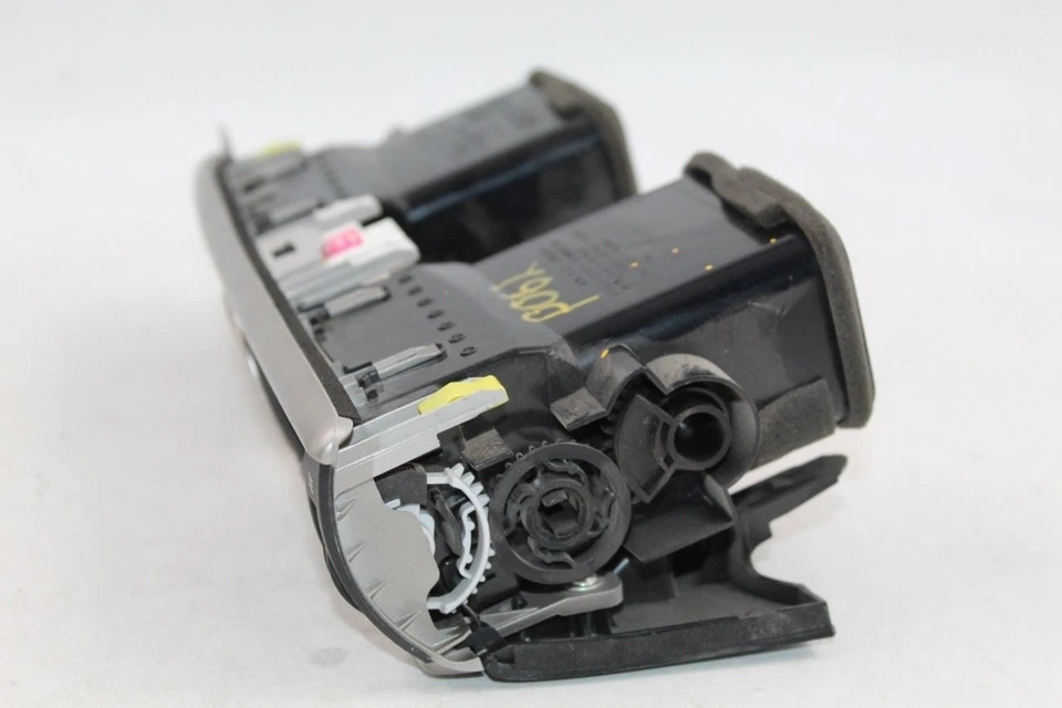 Lexus IS200T RC200T IS350 2014-2017 tablero interior delantero ventilación de aire 37051 Foto 2 de 4