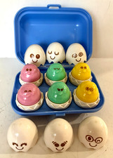 Vtg Tomy Play Learn Chick Sorting Matching Toy Hide N Squeak Eggs w/carton