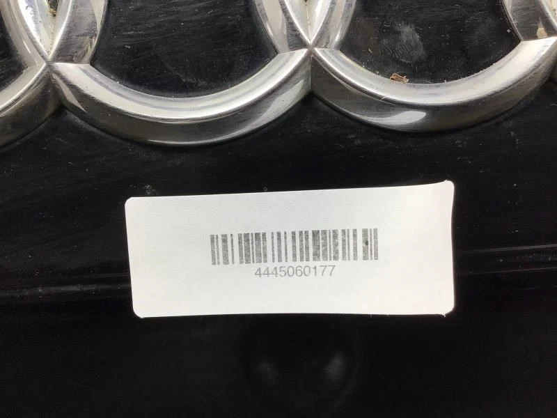 Audi A8 Quattro 2003 2009 tapa trasera maletero negro con logotipo emblema OEM+ Foto 4 de 4