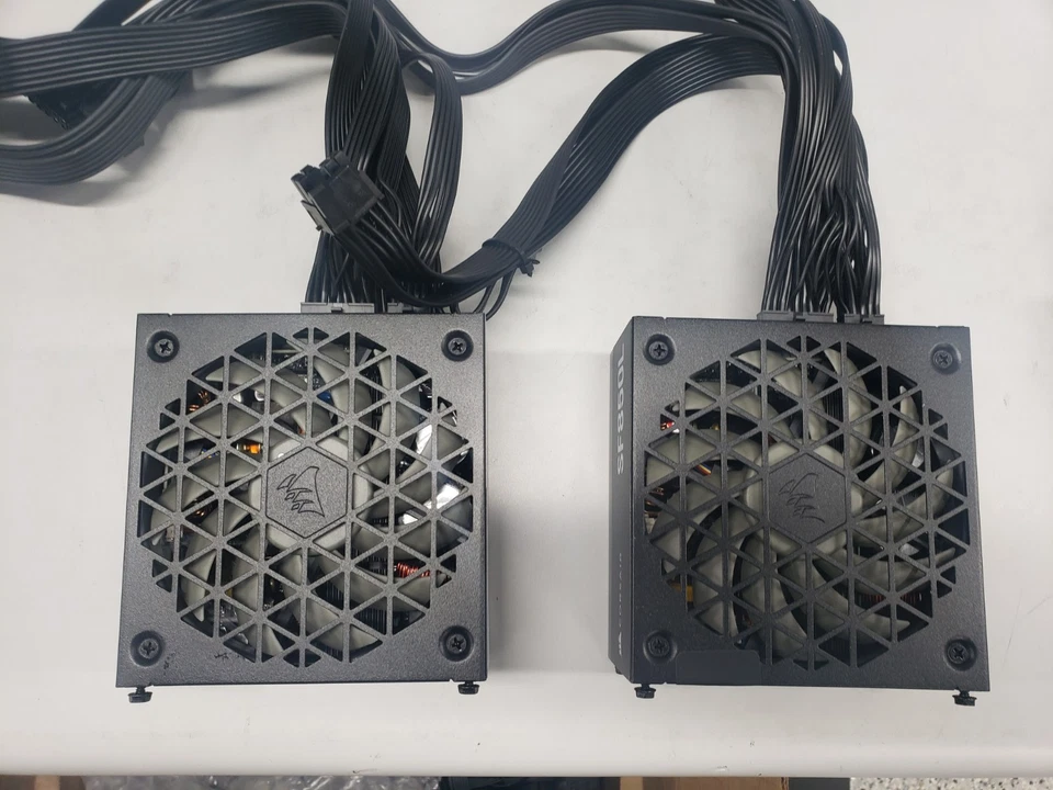 Corsair SF-L Series™ SF850L Fully Modular Low-Noise SFX Power Supply - Image 2 of 4