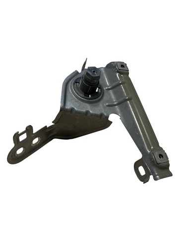 BMW X3 F25 Kotflügelhalter vorne links 757061048 757061