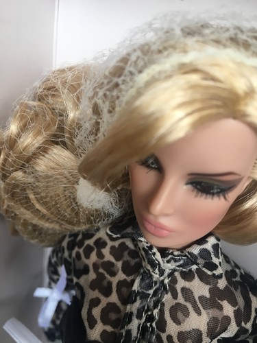 MIB Eugenia City Prowl Fashion Royalty Integrity toys doll - 第 9/10 張圖片