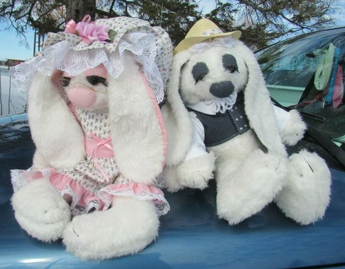 VINTAGE ARTIST BUNNY WHITE RABBIT PINK GIRL BOY PLUSH LOT RARE PAIR 2 DOLLS 22"