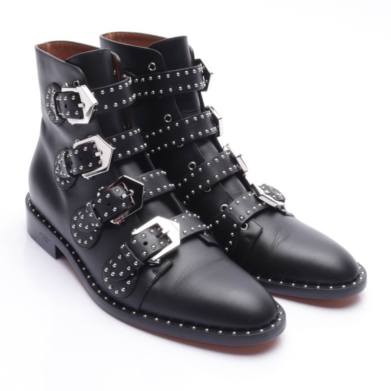 Украшение Givenchy Schwarz Metallic 40 евро 122290₽