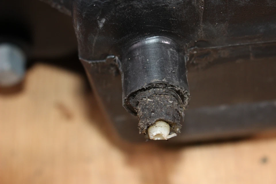 Polaris 440 Longtrak 1985 tanque de combustible de gasolina Foto 3 de 4