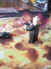 Lego Blackbeard minifigure Pirates of the Caribbean 4195 Queen Anne's Revenge