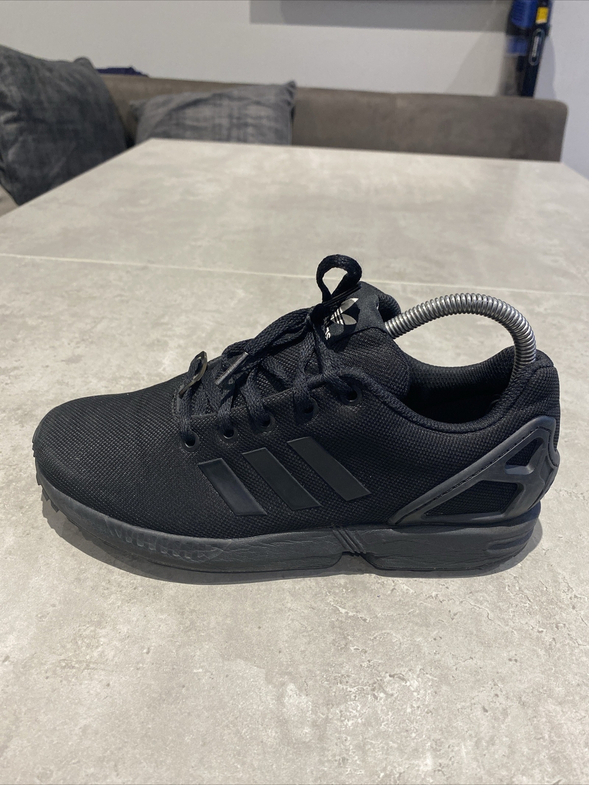 black adidas torsion trainers