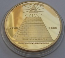 Freimaurer Orden / Pyramide / Annuit coeptis - MEDAILLE - GOLD / VERGOLDET