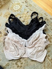 Set Of 5 Wacoal bras 34DD
