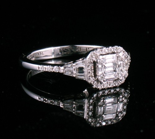 ANELLO DI FIDANZAMENTO A GRAPPOLO ORO BIANCO 14K AUREOLA DIAMANTE NATURALE FIRMATO ZEGHANI - Foto 5 di 12