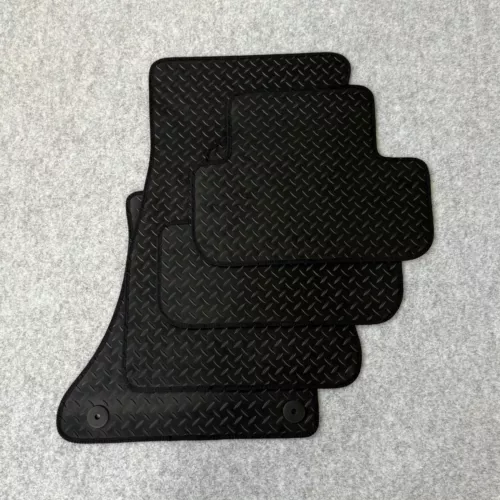 For SCANIA 4 SERIES 1995-2004 HD Tailored Rubber Mats - Picture 1 of 10