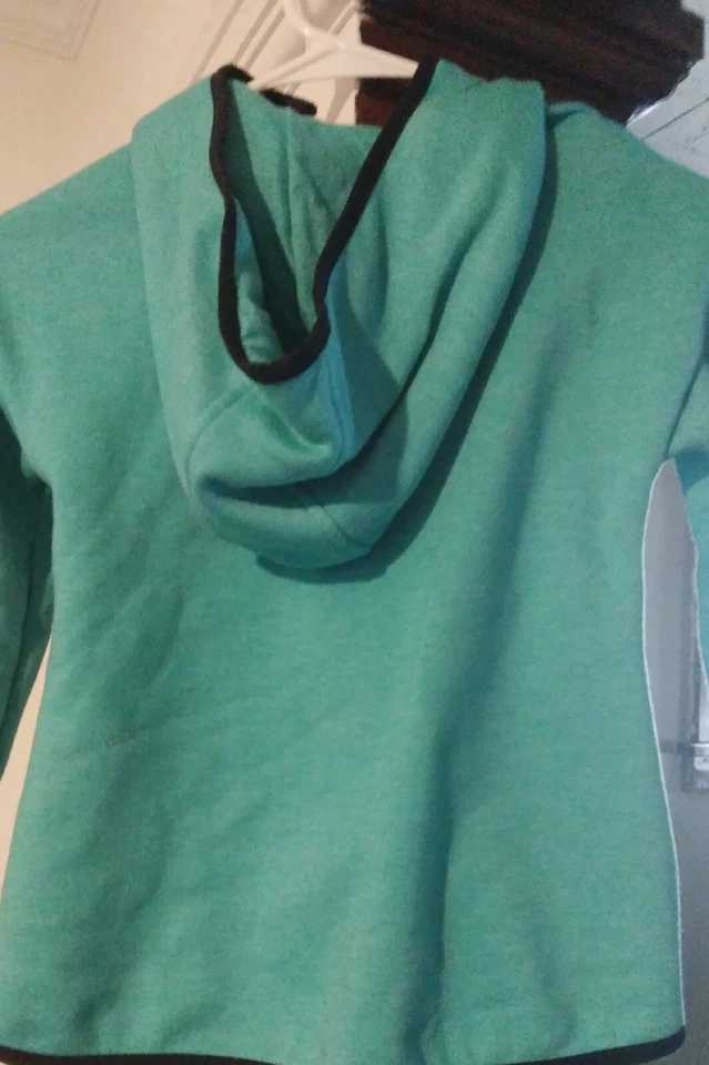 Chaqueta polar C9 Champion niñas S (6-6x) como nueva agujeros para el pulgar cremallera completa otoño invierno  Foto 2 de 2