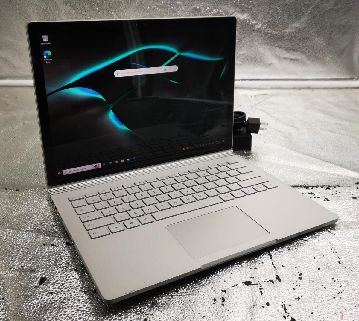 【ジャンク】SurfaceBook Corei5-6300U 8GB 256GB Microsoft Surface Book Intel Core i5 6th Gen. PC Laptops