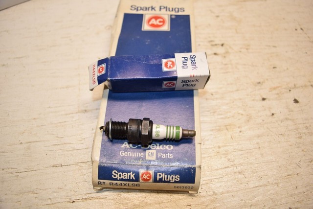 ACDelco C82 Spark Plug