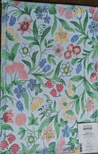 100% Cotton Springtime Towel 14 x 20 by Ekelund