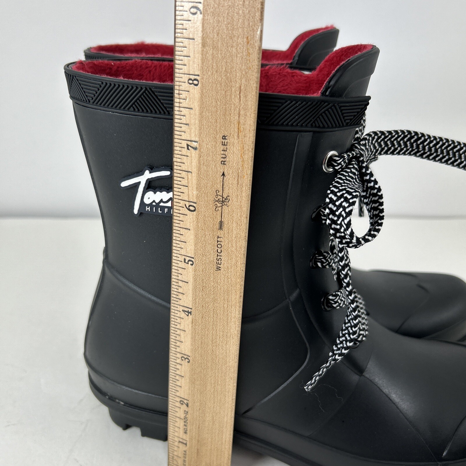 Tommy Hilfiger Womens TWTamar Rain Booties Blk 8M Faux  Fur Sock Lining Pink