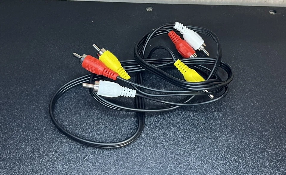 Philips DVP3355V/F7 DVD VCR VHS 4 Head Combo Player with AV Cables TESTED - Image 2 of 4