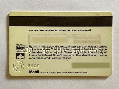MOBIL gas station Credit Card ~ Expired in 1998 ~ COLLECTIBLE - Picture 2 of 2